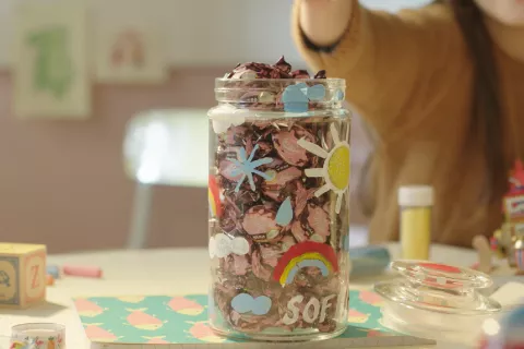 Seis pasos para armar una “caramelera de autora” La promo "Caramelera" de Arcor proponer crear una caramelera personal y participar por una semana en Río de Janeiro y diez cafeteras Dolce Gosto. Algunas bloggers de deco nos dieron consejos para ganar