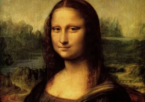 Un hombre disfrazado de anciana le tiró una torta a la Mona Lisa: “¡Piensen en la Tierra!” Un hombre disfrazado le tiró una torta a la Mona Lisa