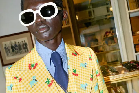 Harry Styles lanza Ha Ha Ha, su colección junto a Gucci que mezcla la moda pop y la bohemia Harry Styles lanza su primera colección para Gucci