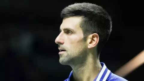 ¿Qué pasó con Novak Djokovic en Australia? Novak Djokovic no ha revelado oficialmente su estado de vacunación