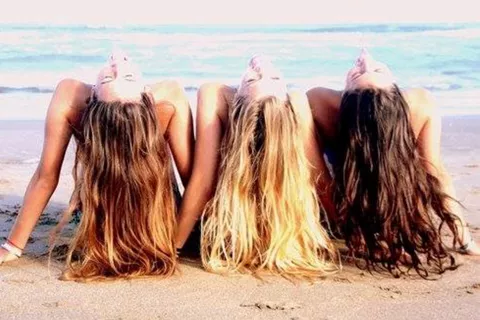 ¡Alerta, verano! Cuidá tu pelo del sol Cómo cuidar el pelo expuesto al sol. Cuatro consejos de experta, básicos para mantener una cabellera sana