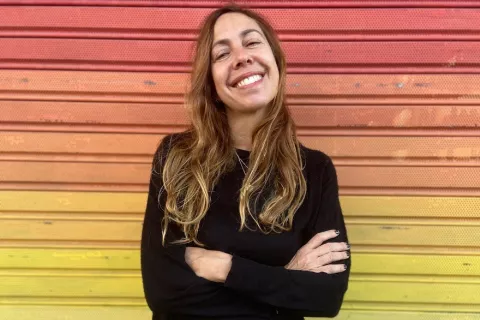 Creó una comunidad digital sobre maternidad y hoy tiene más de 80.000 seguidores: “Nunca lo pensé con un objetivo laboral, buscaba un lugar de pertenencia” Juliana León creó una comunidad digital de maternidad