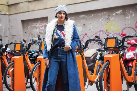 Moda: 8 mujeres nos muestran looks urbanos para este invierno OLOM3LKAX5GQZB7VPR3XY73ETY.jpg