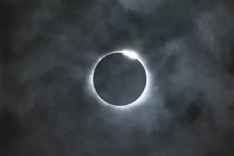 Esta noche hubo eclipse lunar: cómo nos afecta, signo por signo PQE6TKZV3RD4ZC6YOTCFCVJQUM.jpg