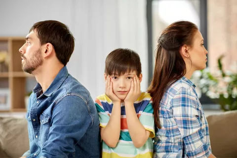 ¿Cómo hablar con nuestros hijos sobre divorcio? Cómo hablar con tus hijos sobre el divorcio. Foto: Canva