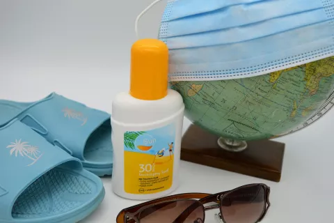 Protectores solares. Claves y elegidos para cuidar tu piel este verano QFMSHA7ATRF4TCFWWHZAWHWLWM.jpg