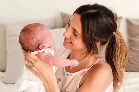 Mamá en cuarentena. Relatos de 3 mujeres que recibieron a sus bebés en plena pandemia SCEBBWOZJFAA3BBXM62OBG655A.jpg