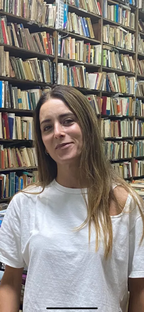 Malvinas: cómo es ponerse en la piel de la hermana de un combatiente Frida Hertz, escritora