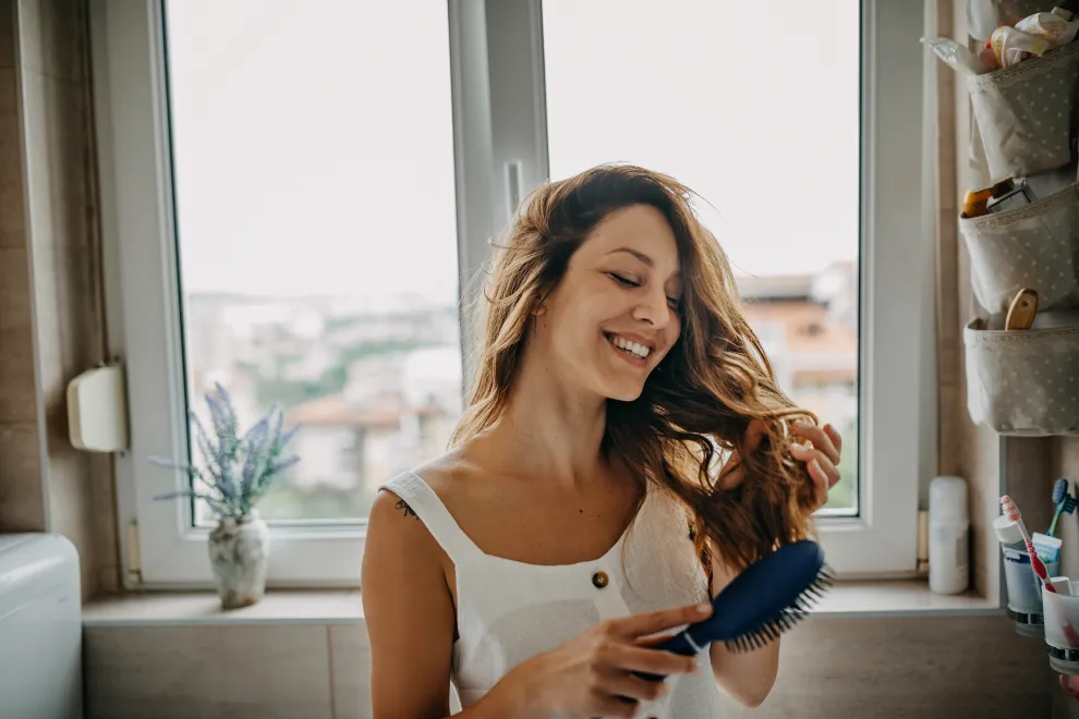 Nutrir vs. hidratar: la guía definitiva para entender qué necesita tu pelo