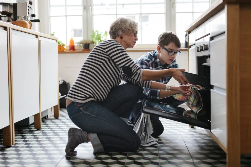 Alimentación en adolescentes: consejos para acompañarlos a lograr un vínculo saludable con la comida 