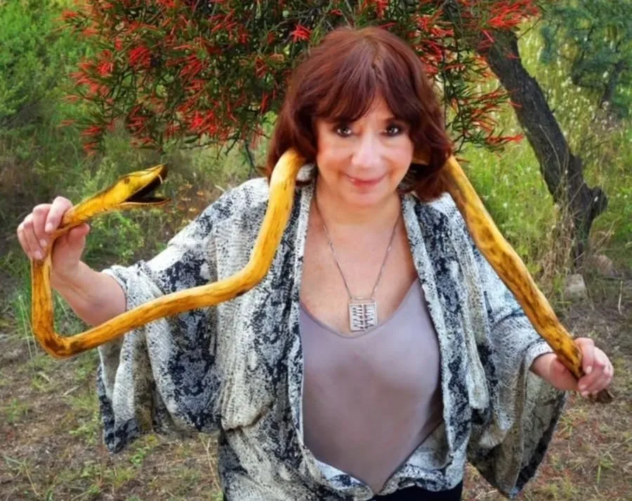 Ludovica Squirru da consejos para el año de la serpiente.