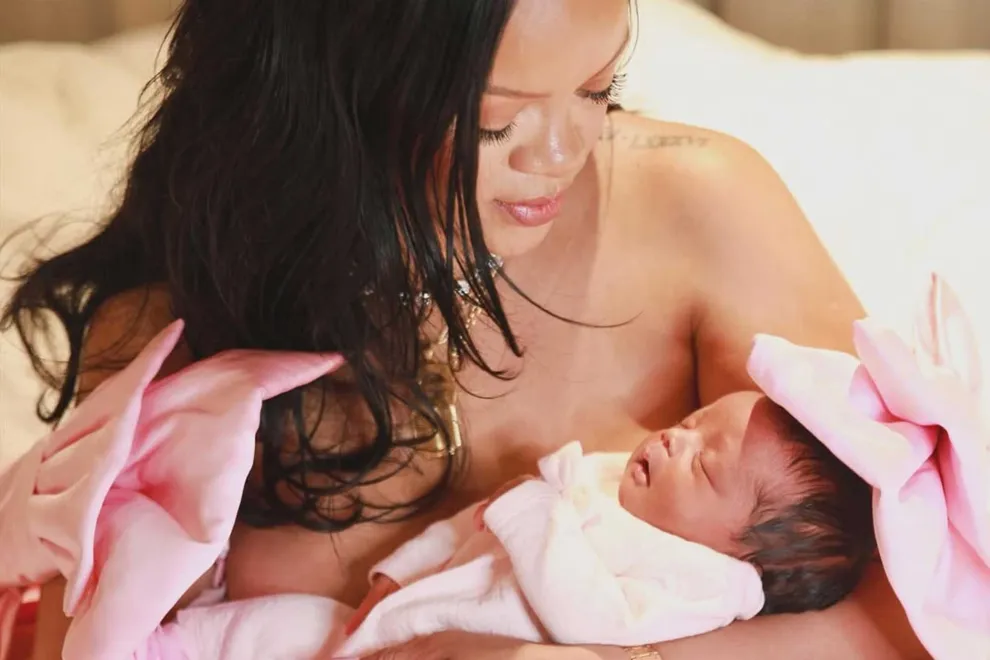 Rihanna fue madre de su tercer hija
