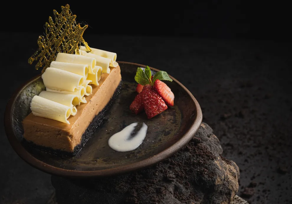 Cheesecake de dulce de leche con base de Oreo: la receta irresistible para los más golosos