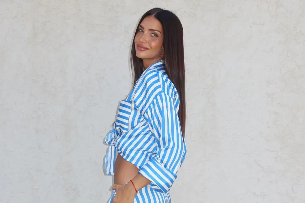 Zaira Nara con look comfy en Punta del Este