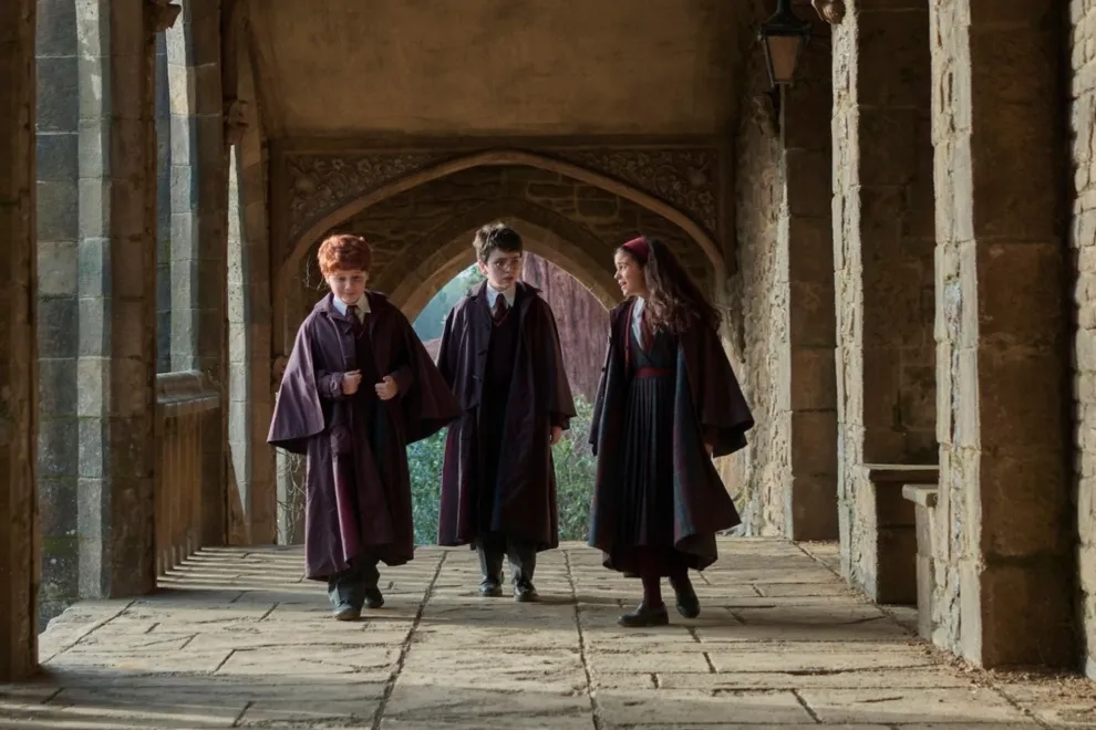 La historia que conquistó a millones de lectores en todo el mundo vuelve a la pantalla con una nueva adaptación televisiva.