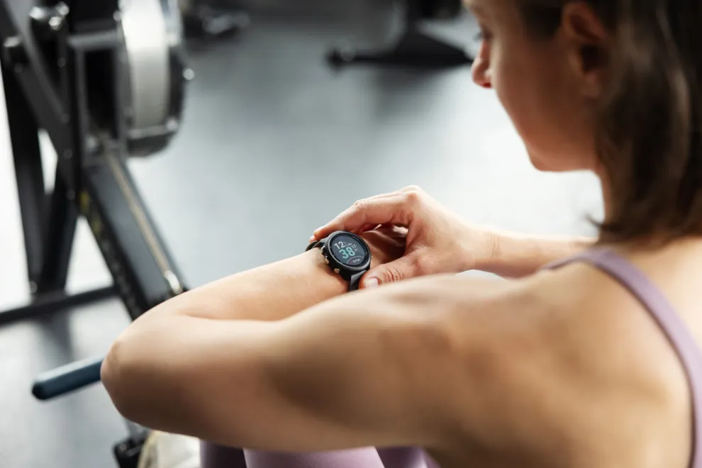 Fitness trackers: la nueva moda tecnológica en el mundo del ejercicio.