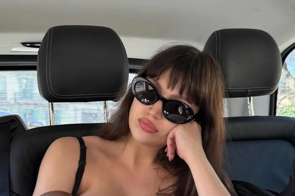 La nueva vida de Úrsula Corberó habla de una transformación profunda. De estrella internacional a madre primeriza, sin perder su esencia pero reconfigurando su día a día.