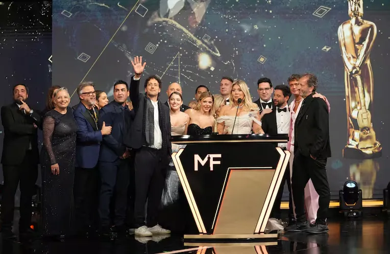 La televisión argentina vivió una nueva edición de los Premios Martín Fierro 2026, la ceremonia organizada por APTRA que distinguió a lo mejor de la pantalla chica durante el último año.